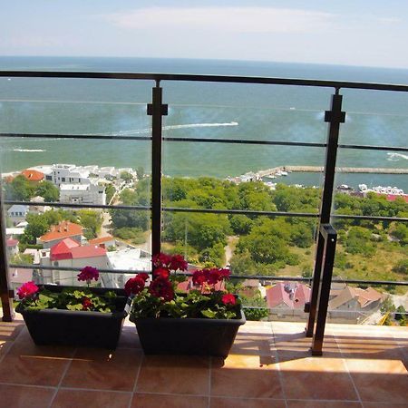 Апартаменты В Аркадии С Террасой И Прямым Видом На Море Odessa Esterno foto